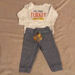 Carter’s Turkey Day set, 9 months